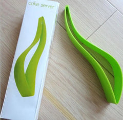 All-in-One Cake Server and Cutter
